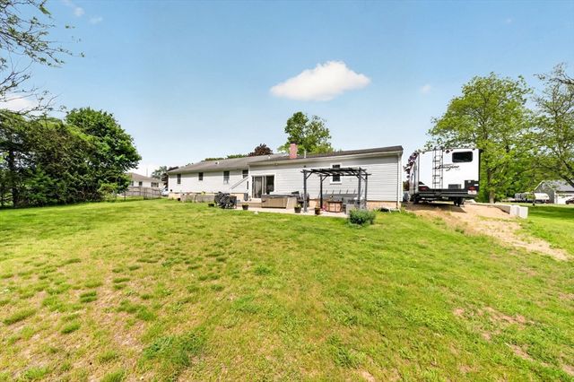 846 Middle St, Dighton, MA 02764