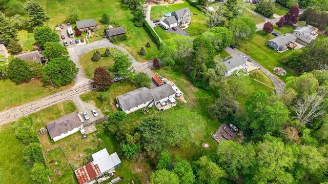846 Middle St, Dighton, MA 02764