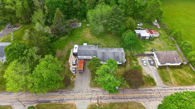 846 Middle St, Dighton, MA 02764