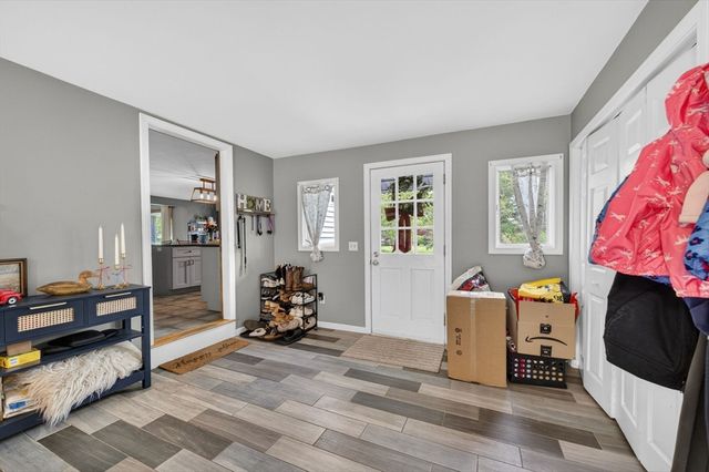 846 Middle St, Dighton, MA 02764
