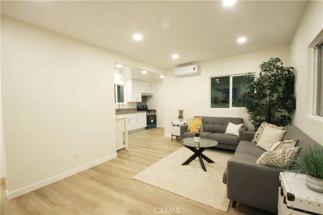 3246 W 135th Street, Hawthorne, CA 90250