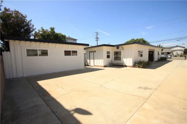 3246 W 135th Street, Hawthorne, CA 90250