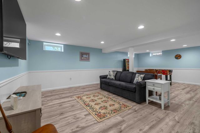 33 Fenwood Road, Old Saybrook, CT 06475