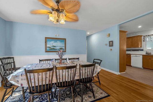 33 Fenwood Road, Old Saybrook, CT 06475