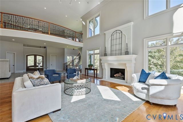 785 Oak Spring Ln, Goochland, VA 23103