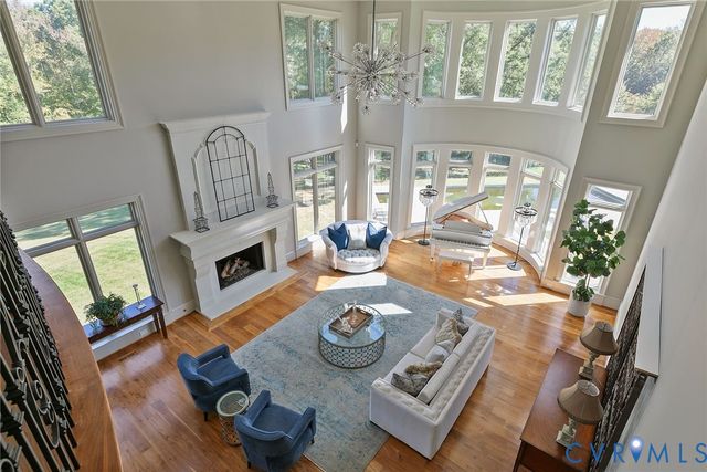 785 Oak Spring Ln, Goochland, VA 23103