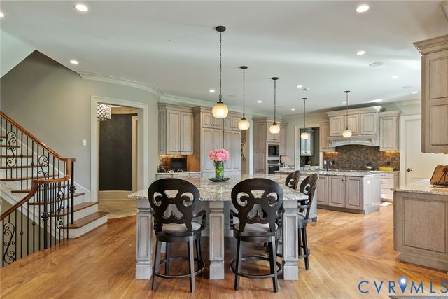785 Oak Spring Ln, Goochland, VA 23103