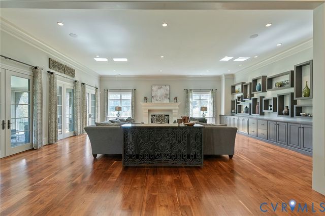 785 Oak Spring Ln, Goochland, VA 23103