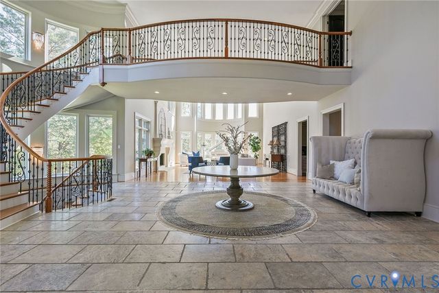 785 Oak Spring Ln, Goochland, VA 23103