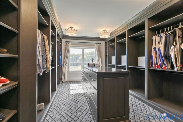 785 Oak Spring Ln, Goochland, VA 23103
