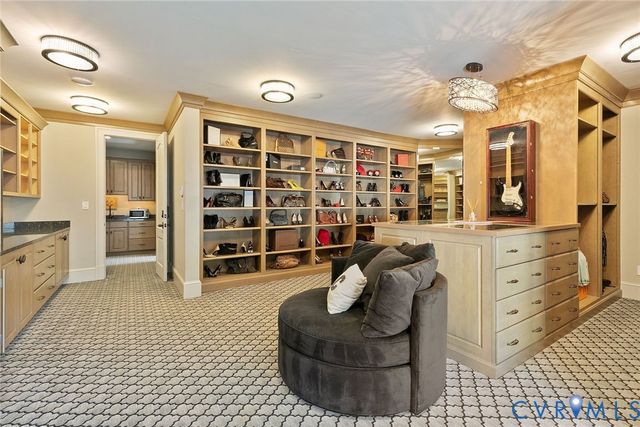 785 Oak Spring Ln, Goochland, VA 23103