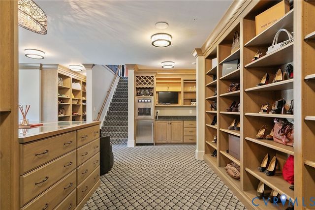 785 Oak Spring Ln, Goochland, VA 23103