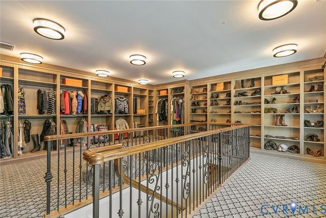785 Oak Spring Ln, Goochland, VA 23103