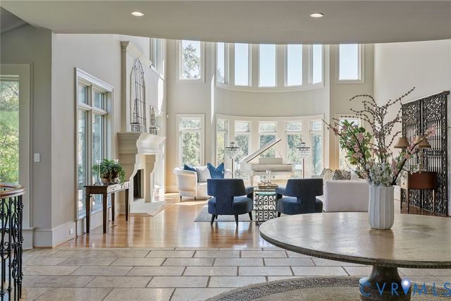 785 Oak Spring Ln, Goochland, VA 23103