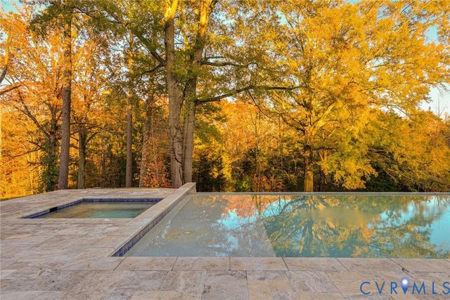 785 Oak Spring Ln, Goochland, VA 23103