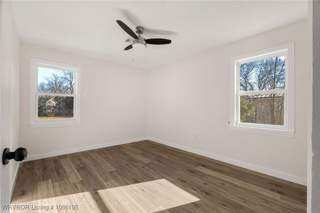 5123 Eastgate Road, Van Buren, AR 72956