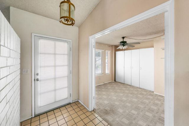 4912 Buffwood Way, Sacramento, CA 95841