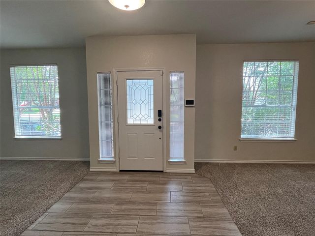 8104 Ephraim RD, Austin, TX 78717