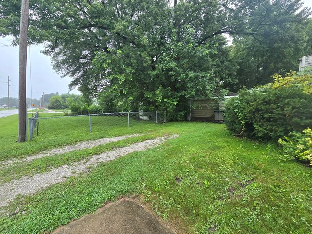 255 E 8th Street, Hobart, IN 46342