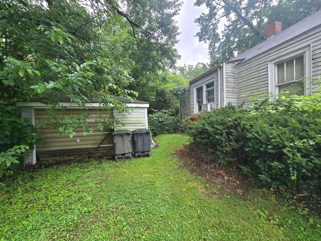 255 E 8th Street, Hobart, IN 46342