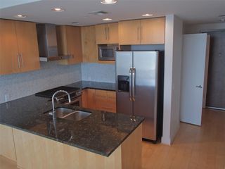 300 BOWIE ST 2704, Austin, TX 78703