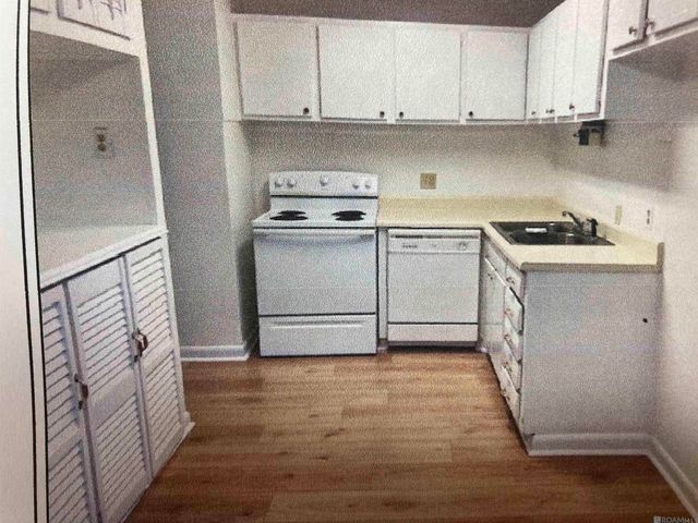 12105 Foster Rd, Baton Rouge, LA 70811