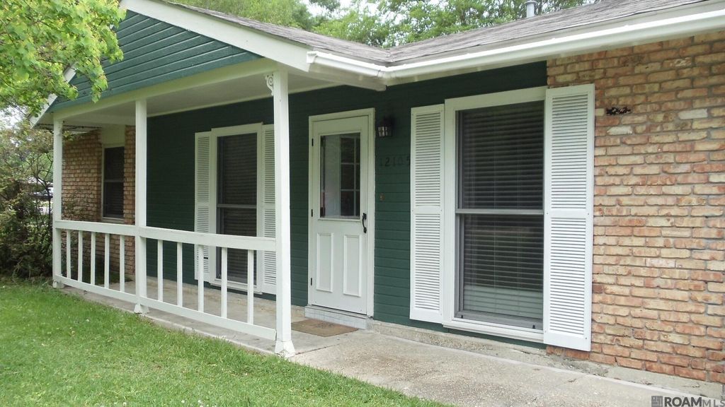 12105 Foster Rd, Baton Rouge, LA 70811