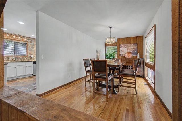 2915 Pond View Court, Marietta, GA 30062