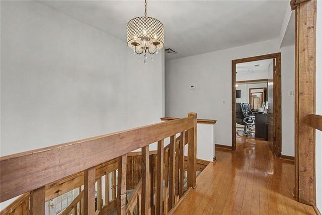 2915 Pond View Court, Marietta, GA 30062