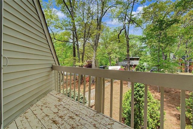 2915 Pond View Court, Marietta, GA 30062