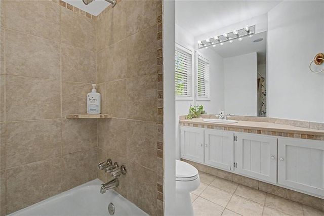 2915 Pond View Court, Marietta, GA 30062