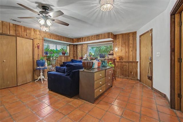 2915 Pond View Court, Marietta, GA 30062