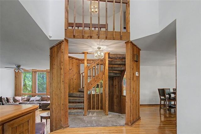 2915 Pond View Court, Marietta, GA 30062