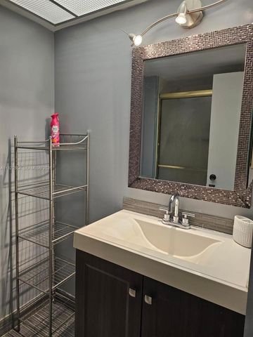 251 174th Street 2111, Sunny Isles Beach, FL 33160