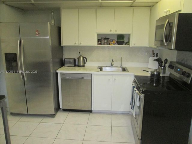 251 174th Street 2111, Sunny Isles Beach, FL 33160
