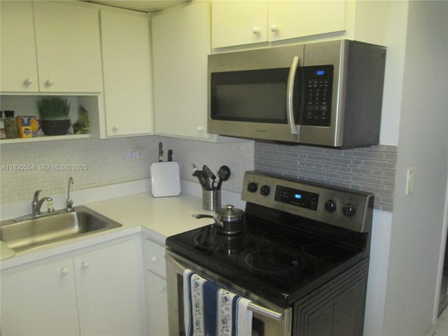 251 174th Street 2111, Sunny Isles Beach, FL 33160