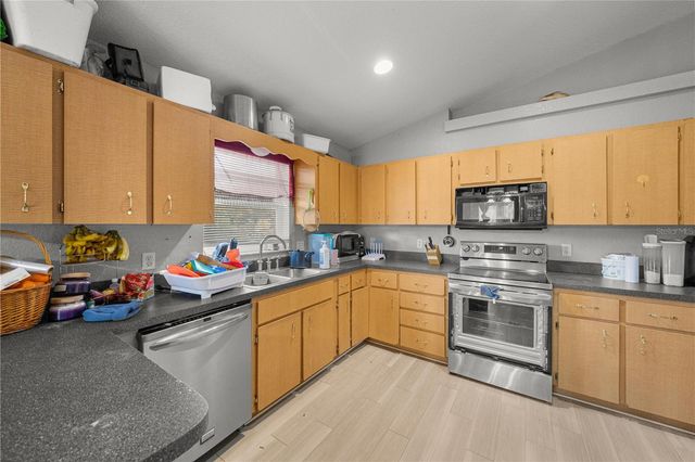 6180 SE 126TH LANE, Belleview, FL 34420