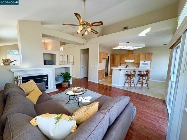 2337 2337 Newport Place South, Discovery Bay, CA 94505