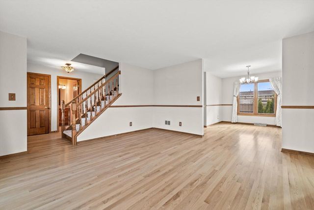 10861 35th AVENUE, Pleasant Prairie, WI 53158