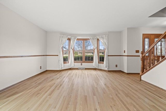 10861 35th AVENUE, Pleasant Prairie, WI 53158