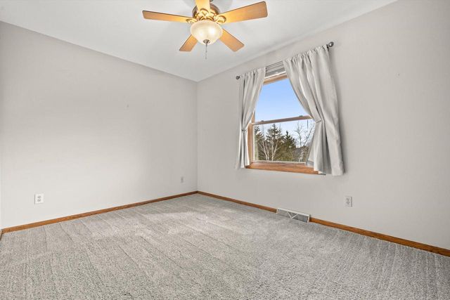 10861 35th AVENUE, Pleasant Prairie, WI 53158