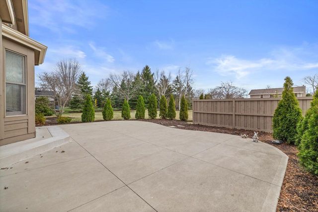 10861 35th AVENUE, Pleasant Prairie, WI 53158