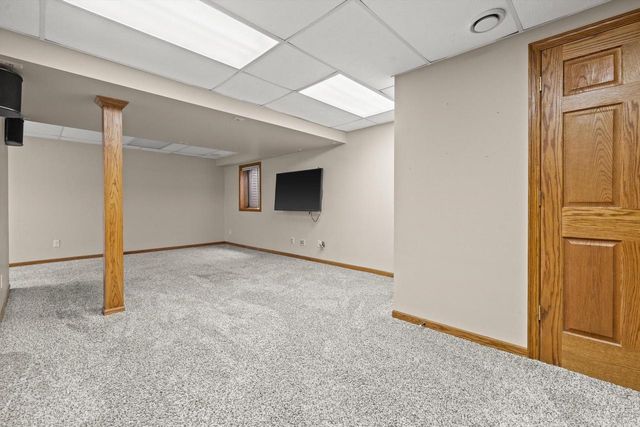 10861 35th AVENUE, Pleasant Prairie, WI 53158