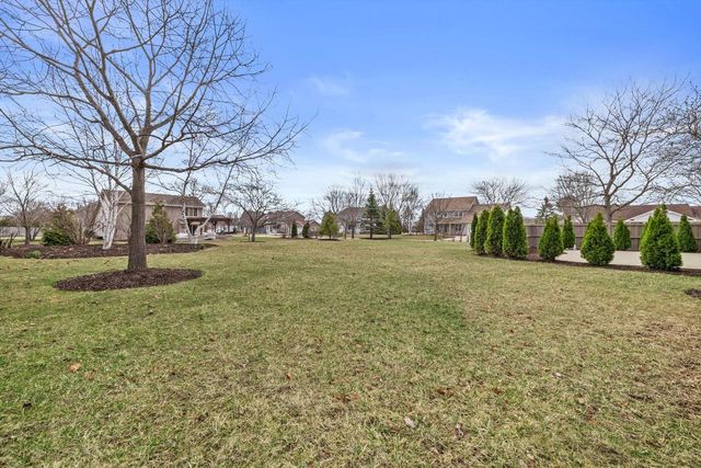 10861 35th AVENUE, Pleasant Prairie, WI 53158