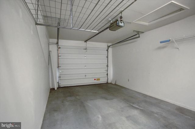 2314 MAJESTIC CT, Chambersburg, PA 17201