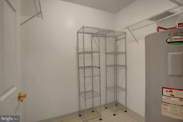 2314 MAJESTIC CT, Chambersburg, PA 17201