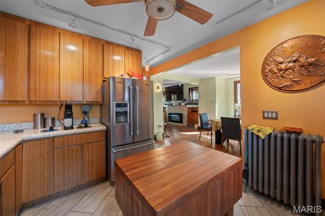 5221 S Broadway, St Louis, MO 63111