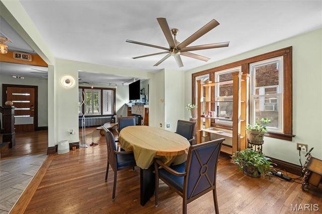 5221 S Broadway, St Louis, MO 63111