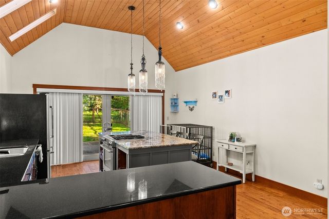 222 Oxbow Lake Lane, Toledo, WA 98591