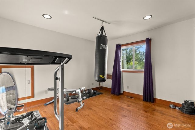 222 Oxbow Lake Lane, Toledo, WA 98591